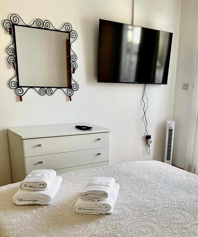 Aria Deluxe Superior 5 Star Apartment, Your Piece Of Heaven By The Sea & Park, With Sea & Park View Novigrad Istria Eksteriør billede